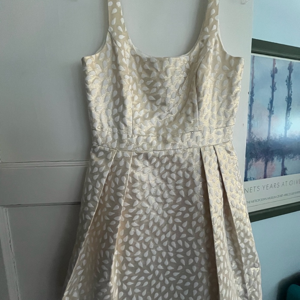 Shoshanna mini dress gold and white metallic